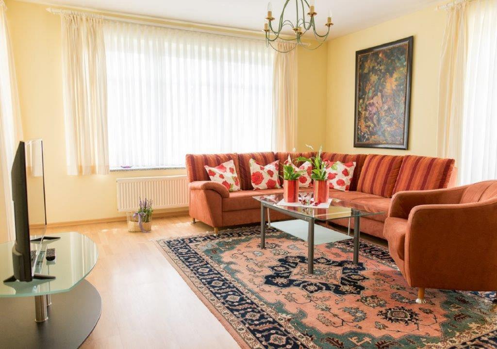Auszeit - Ihr Sibyllenbad Gaestehaus Нойальбенройт Екстер'єр фото